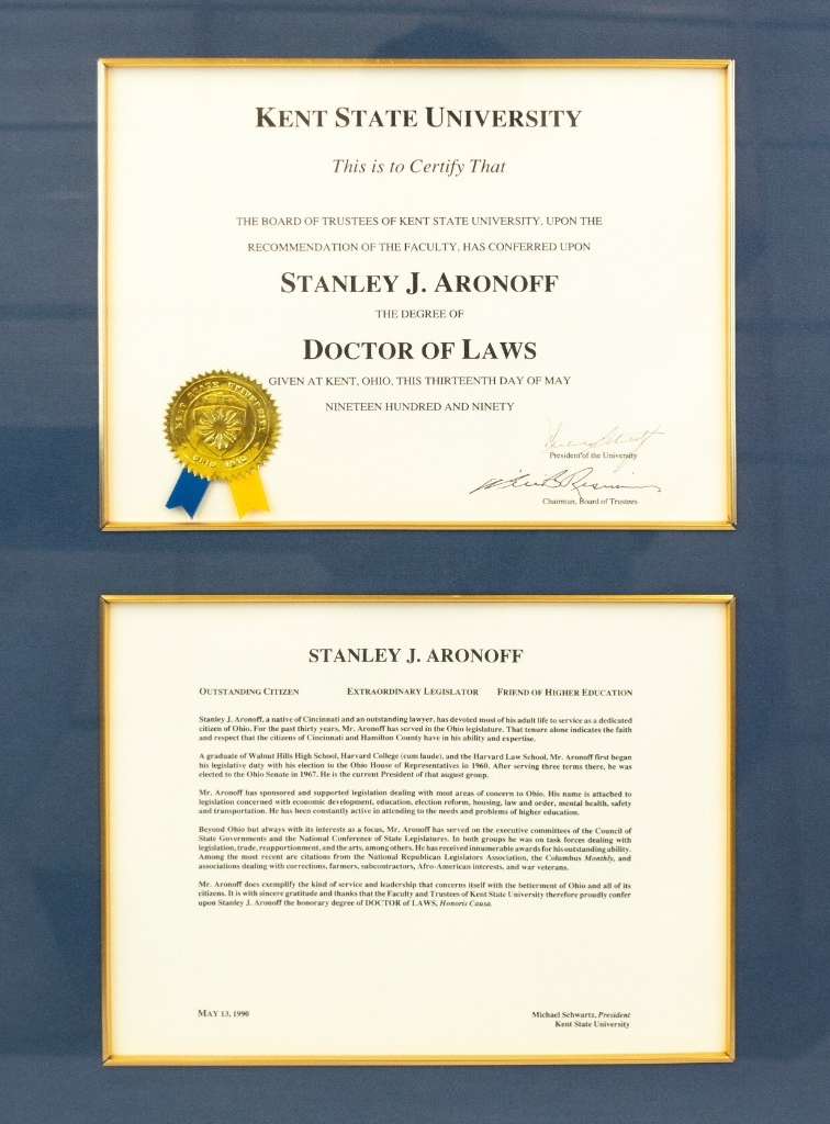 Kent State University Certifies Stanley J. Aronoff the Degree of Doctor of Laws