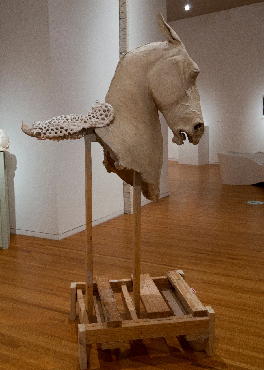 horse sculpture