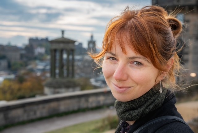 Cara Robinson Headshot